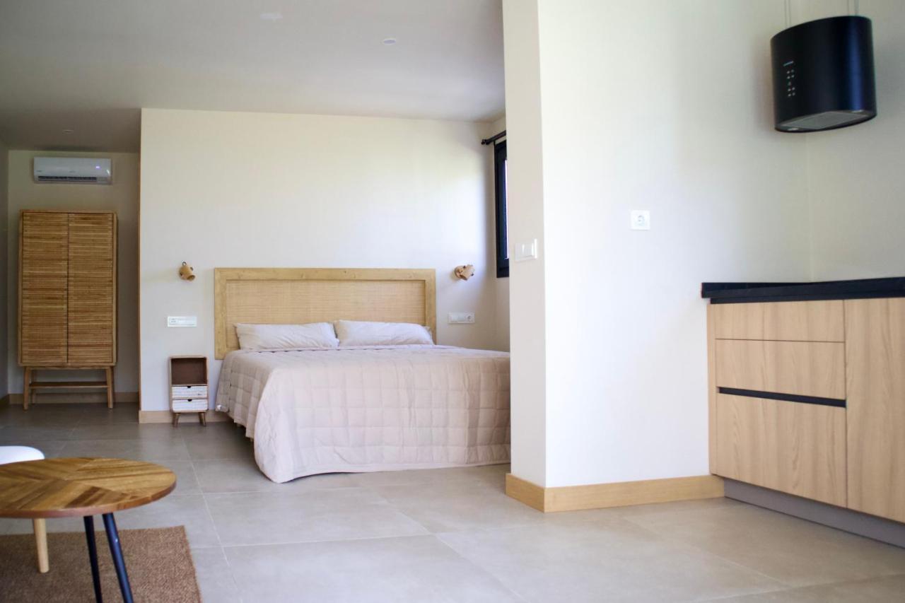 Alojamiento Rural Finca Azucena Suite Кониль-де-ла-Фронтера Экстерьер фото