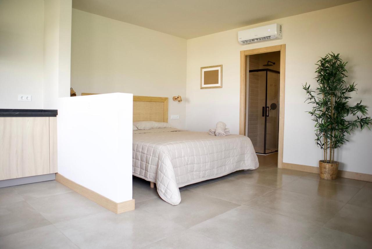 Alojamiento Rural Finca Azucena Suite Кониль-де-ла-Фронтера Экстерьер фото