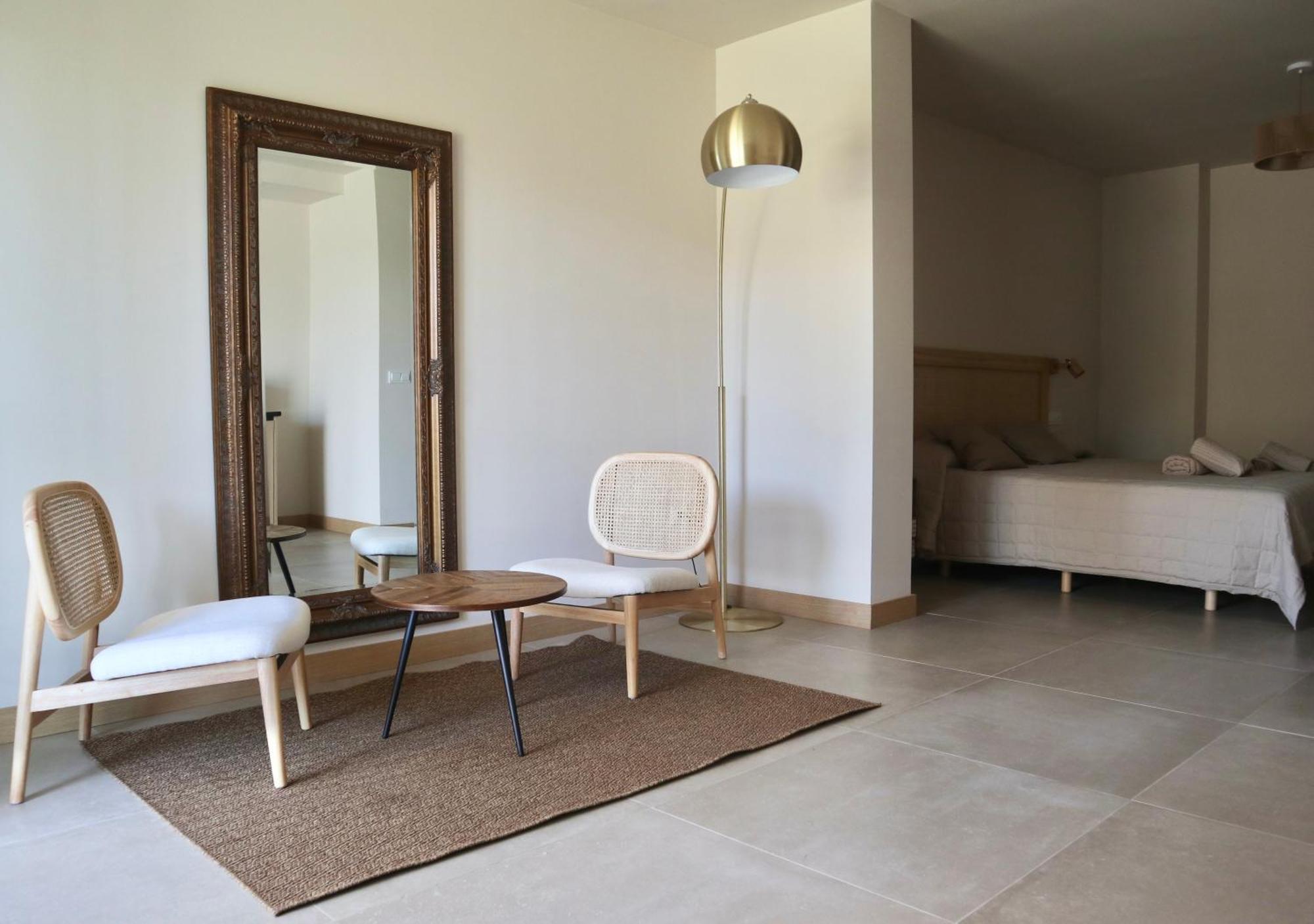 Alojamiento Rural Finca Azucena Suite Кониль-де-ла-Фронтера Экстерьер фото
